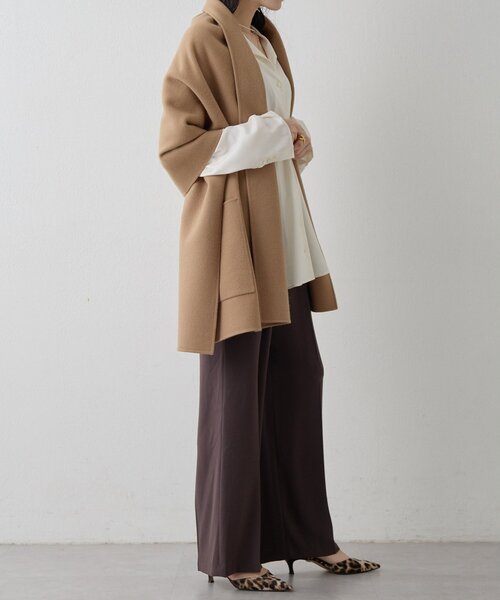 Whim Gazette(ウィムガゼット)の「リバーケープ(ポンチョ・レディース・ブラック/キャメル・FREE)」の10枚目の写真