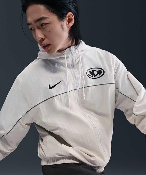 NIKE ナイキ　グラフィックHYB フーディ　ジャケット NIKE ナイキ グラフィックHYB フーディ ジャケット - メルカリ