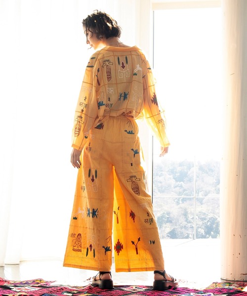 チャイハネ（チャイハネ）の「【チャイハネ】ラジャラン刺繍シャツ（シャツ/ブラウス・レディース・ネイビー/イエロー/ホワイト・FREE）」の11枚目の写真