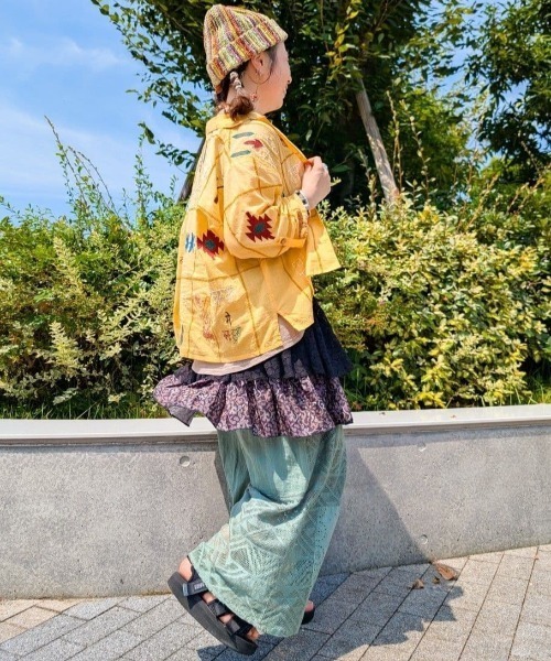 チャイハネ(チャイハネ)の「【チャイハネ】ラジャラン刺繍シャツ(シャツ/ブラウス・レディース・ネイビー/イエロー/ホワイト・FREE)」の16枚目の写真