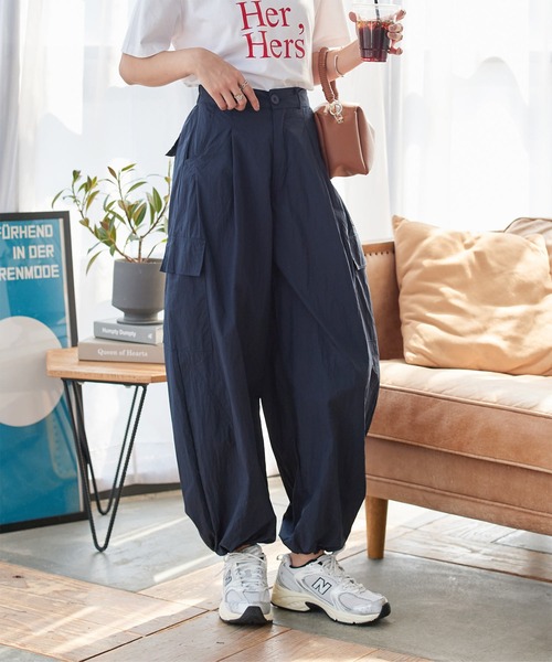 KOBE LETTUCE（コウベレタス）の「2wayドロスト付きダブルタックカーゴカーブパンツ（カーゴパンツ・レディース・ホワイト/ネイビー/グレー・M）」の8枚目の写真