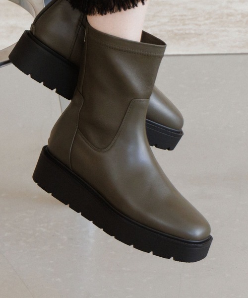 HIMIKO（ヒミコ）の「【HIMIKO】プラットフォームストレッチブーツ/651421（ブーツ・レディース・ブラック/カーキ/ベージュ・25.0cm/24.5cm/26.0cm/25.5cm/23.0cm/21.5cm/24.0cm/23.5cm/22.5cm/22.0cm/26.5cm）」の5枚目の写真