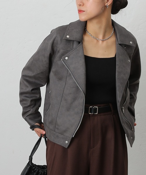 COLONY 2139(コロニートゥーワンスリーナイン)の「スエードポンチライダース(ライダースジャケット・レディース・ブラウン/キャメル/チャコールグレー・FREE)」の2枚目の写真