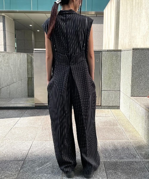 AIC.（エーアイシー）の「ベルトショルダーストライプパンツ/セットアップ可能（その他パンツ・レディース・グレイッシュベージュ/ブラック・FREE）」の5枚目の写真