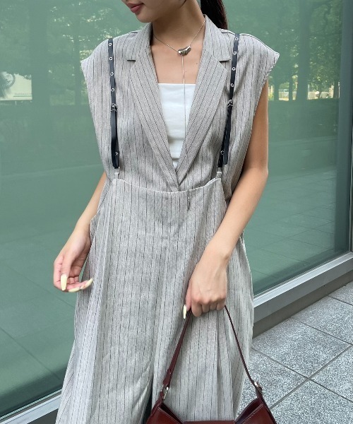 AIC.（エーアイシー）の「ベルトショルダーストライプパンツ/セットアップ可能（その他パンツ・レディース・グレイッシュベージュ/ブラック・FREE）」の9枚目の写真