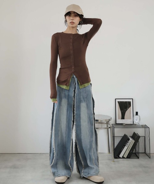 Ulysses（ユリシス）の「レイヤード風デザインボタンカットソー（Tシャツ/カットソー・レディース・ブラウン/ライトグレー・S/M）」の4枚目の写真