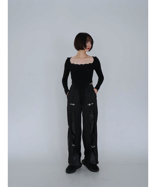 Uenui（ウニュイ）の「double material pin pants（スウェットパンツ・レディース・ブラック・FREE）」の18枚目の写真