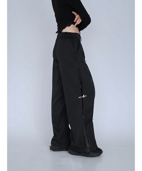 Uenui（ウニュイ）の「double material pin pants（スウェットパンツ・レディース・ブラック・FREE）」の6枚目の写真