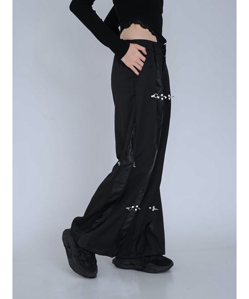 Uenui（ウニュイ）の「double material pin pants（スウェットパンツ・レディース・ブラック・FREE）」の11枚目の写真