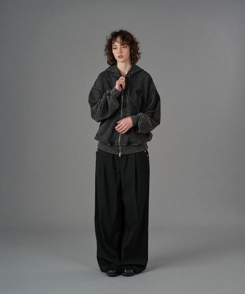 ONCILY（オンシェリー）の「26SS HEART LOGO FULL-ZIP HOODIE /  ハートロゴフルジップフーディ（パーカー・メンズ・ブラック系その他2/ブラック/杢グレー/ブラック系その他/ボルドー/ブラウン/ネイビー/モカ/ネイビー系/チャコールグレー/ブラウン系その他・SMALL/LARGE/MEDIUM）」の19枚目の写真