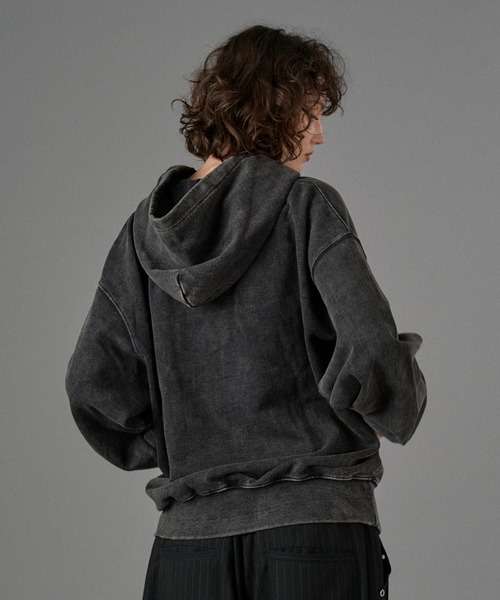 はなオーダーページ♡ ONCILY（オンシェリー）の「25AW HEART LOGO FULL-ZIP HOODIE