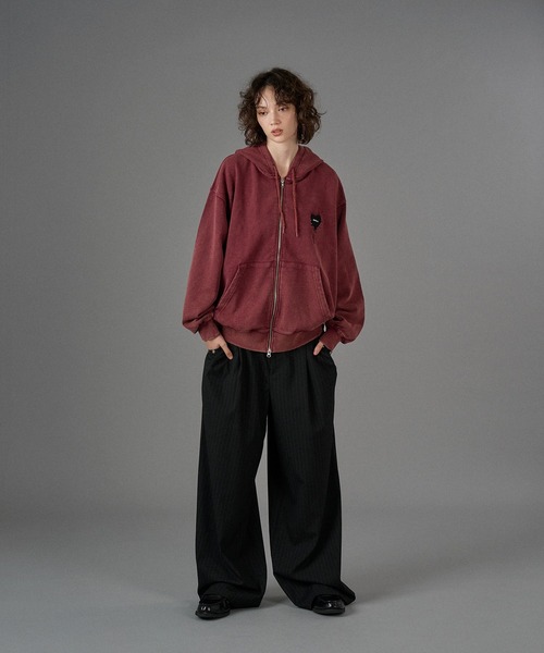 ONCILY（オンシェリー）の「26SS HEART LOGO FULL-ZIP HOODIE /  ハートロゴフルジップフーディ（パーカー・メンズ・ブラック系その他2/ブラック/杢グレー/ブラック系その他/ボルドー/ブラウン/ネイビー/モカ/ネイビー系/チャコールグレー/ブラウン系その他・SMALL/LARGE/MEDIUM）」の16枚目の写真