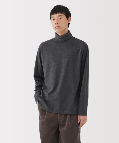 無印良品(ムジルシリョウヒン)の「紳士 起毛タートルネック長袖Tシャツ(Tシャツ/カットソー・メンズ・チャコールグレー/ブラック/ダークブラウン/ホワイト・XL/L/M/S)」の3枚目の写真