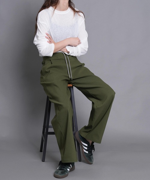 laulea(ラウレア)の「ストレッチウエストリブ使いWインベルワイドパンツ(その他パンツ・レディース・ダークグレー/ダークカーキ/ブラック・M/L)」の7枚目の写真