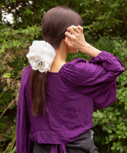 チャイハネ（チャイハネ）の「【チャイハネ】フラワーステッチシュシュ（シュシュ・レディース・オフホワイト・FREE）」の4枚目の写真