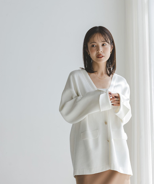 Noble(ノーブル)の「《WEB限定追加》接結ジャケットライクカーディガン(カーディガン/ボレロ・レディース・ホワイト/ライトグレー/ブラック・FREE)」の11枚目の写真