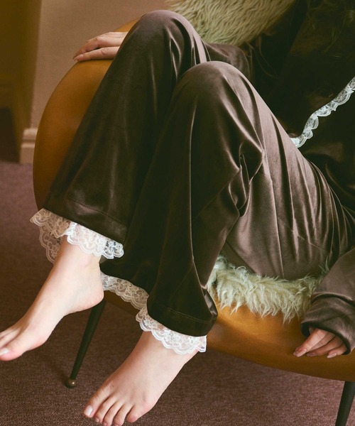Lepus Fae(レプスフェイ)の「レースコンビベロアパンツ(その他パンツ・レディース・ピンク/ブラウン/グレイッシュベージュ/ブラック・0/1)」の22枚目の写真