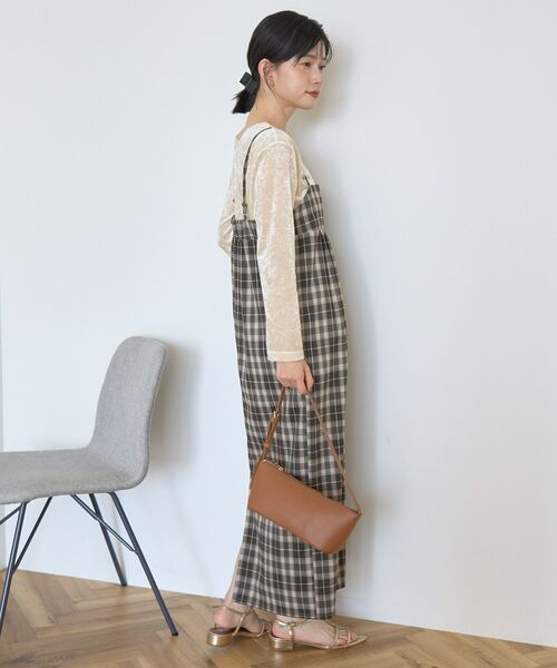 AMERICAN HOLIC(アメリカンホリック)の「タック切替キャミワンピース(ワンピース・レディース・ブラック/グレー/チェック・L/M)」の18枚目の写真