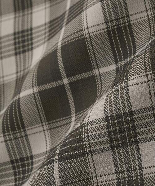 AMERICAN HOLIC(アメリカンホリック)の「タック切替キャミワンピース(ワンピース・レディース・ブラック/グレー/チェック・L/M)」の21枚目の写真