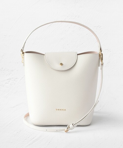 TOCCA(トッカ)の「PETAL SILHOUETTE LEATHER BAG レザーバッグ(ハンドバッグ・レディース・ブラック系/ベージュ系/アイボリー系・F)」の16枚目の写真