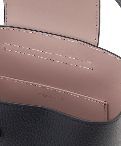 TOCCA(トッカ)の「PETAL SILHOUETTE LEATHER BAG レザーバッグ(ハンドバッグ・レディース・ブラック系/ベージュ系/アイボリー系・F)」の18枚目の写真