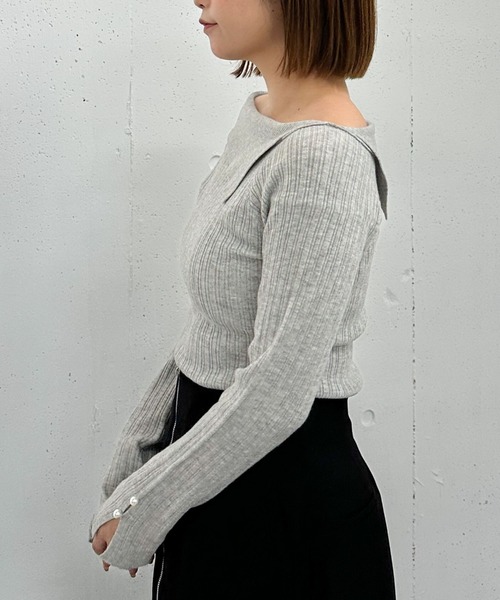 archives（アルシーヴ）の「アシメオフショルランダムリブニットプルオーバー（Tシャツ/カットソー・レディース・グレー/アイボリー/ブラック/ワインレッド・MEDIUM）」の8枚目の写真