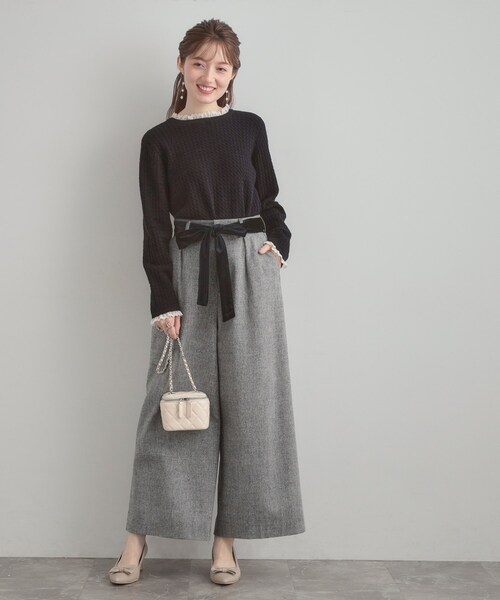 couture brooch(クチュールブローチ)の「【大人上品・着映え】ケーブルレース バックリボンニット(ニット/セーター・レディース・ブラック/アイボリー/グリーン系・36/38/40/42)」の7枚目の写真