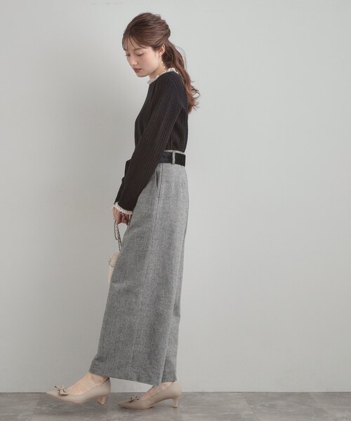 couture brooch(クチュールブローチ)の「【大人上品・着映え】ケーブルレース バックリボンニット(ニット/セーター・レディース・ブラック/アイボリー/グリーン系・36/38/40/42)」の8枚目の写真