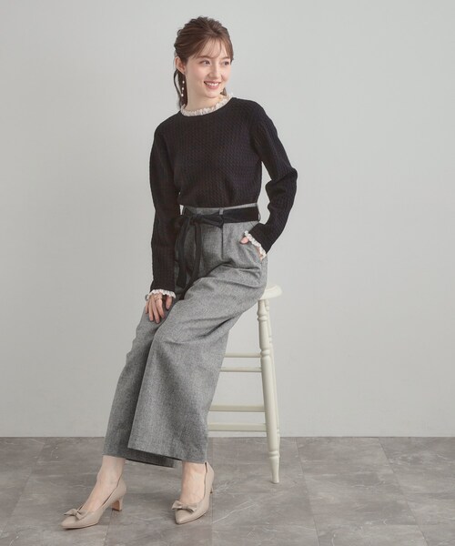 couture brooch(クチュールブローチ)の「【大人上品・着映え】ケーブルレース バックリボンニット(ニット/セーター・レディース・ブラック/アイボリー/グリーン系・36/38/40/42)」の10枚目の写真