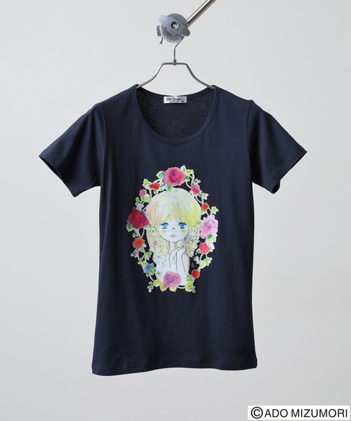 FUNALIVE(ファンアライブ)の「水森亜土 プリント半袖Tシャツ(Tシャツ/カットソー・レディース・クリーム/ローズ/ネイビー/ホワイト系/ホワイト・L/M/LL)」の2枚目の写真