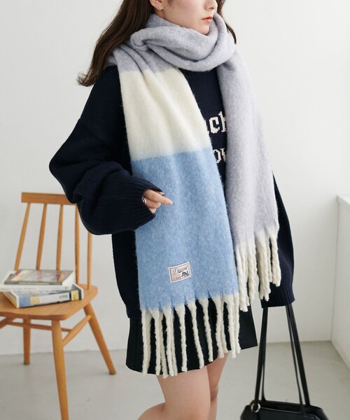 DISCOAT（ディスコート）の「太フリンジストール（マフラー・レディース・アイボリー/グレー/ブラウン/モカ/ブルー/ネイビー/レッド・FREE）」の16枚目の写真