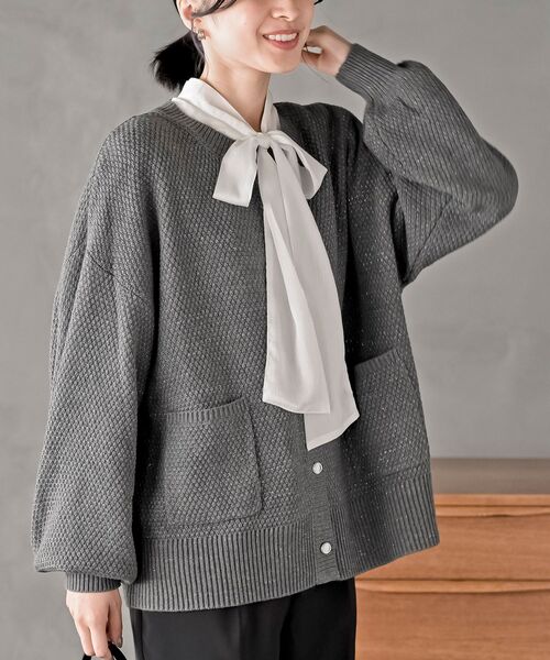 rps(アールピーエス)の「ラメニットカーディガン(カーディガン/ボレロ・レディース・アイボリー/グレー系その他/ボルドー/ベージュ・フリー)」の3枚目の写真