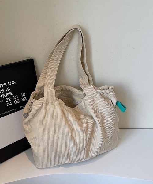 Mignonjour(ミニョンジュール)の「Mignonjour/コーデュロイ巾着トートバッグ M2848(トートバッグ・レディース・ブラウン/レッド/ホワイト/ブラック/カーキ・FREE)」の6枚目の写真