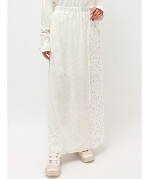 merry jenny（メリージェニー）の「ミックスフラワーメロースカート（スカート・レディース・ラベンダー/イエロー/ピンク・FREE）」の6枚目の写真