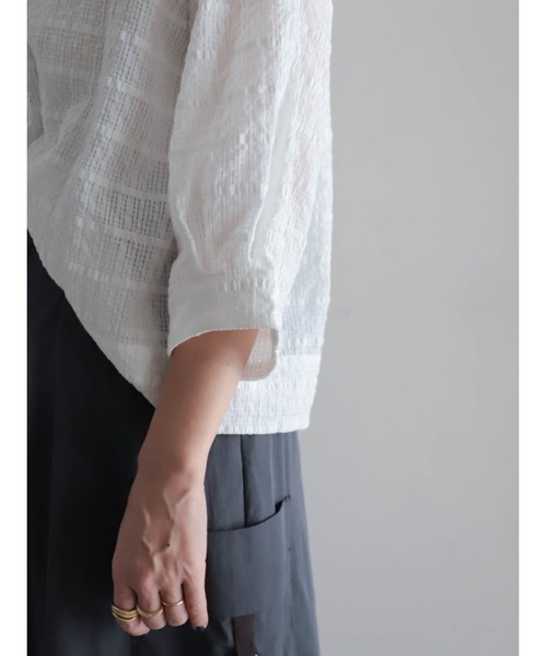 FIL DE FER（フィルデフェール）の「【予約】綿ナイロンシアーチェック　V開きブラウス（シャツ/ブラウス・レディース・ブラック/ホワイト・FREE）」の14枚目の写真