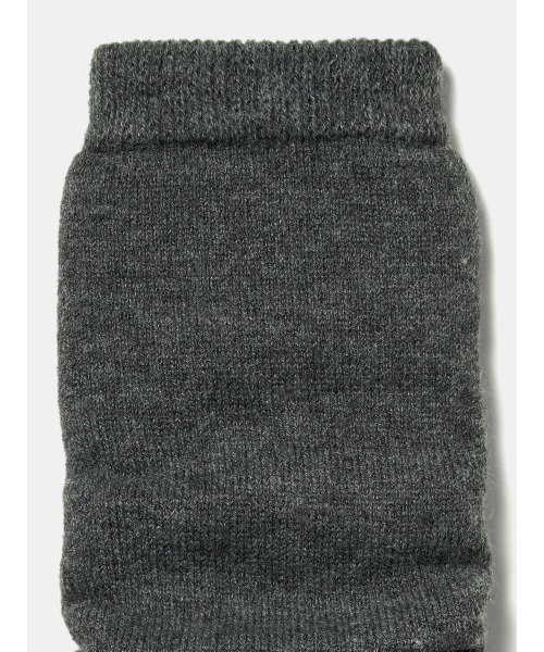 tutuanna（チュチュアンナ）の「[まるで毛布！のような暖かさ・厚手]無地裏起毛レッグウォーマー45cm丈（レッグウォーマー・レディース・キナリ/ネイビー/チャコール/ワイン/アーミー/ターメリック/グレイッシュブルー/ブラック/グレー系1・フリー）」の11枚目の写真