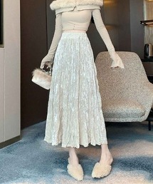 上品なマキシスカート
