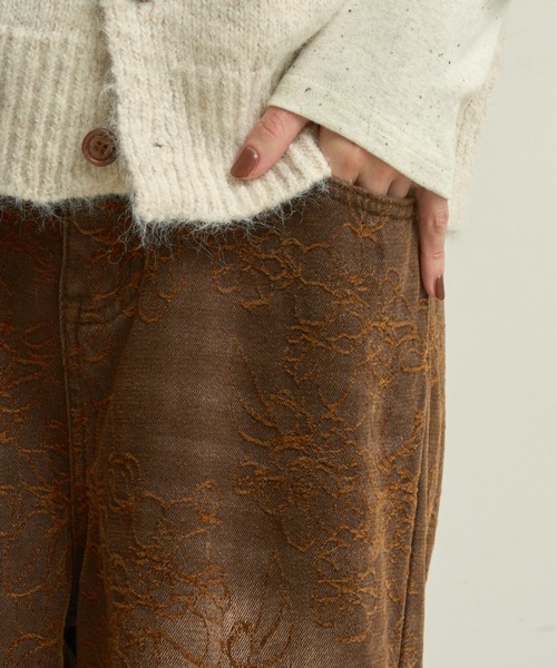 Lutim by u（ルチバイユー）の「Flocky blossom denim / フロッキーブロッサムデニム（デニムパンツ・レディース・ブラウン/ネイビー・SMALL/MEDIUM）」の12枚目の写真