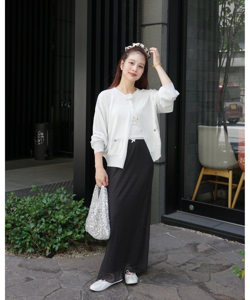 jumelle（ジュメロ）の「【結婚式/オケージョン】shiny hand bag（ハンドバッグ・レディース・シルバー・FREE）」の4枚目の写真