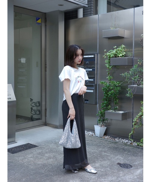 jumelle（ジュメロ）の「【結婚式/オケージョン】shiny hand bag（ハンドバッグ・レディース・シルバー・FREE）」の14枚目の写真