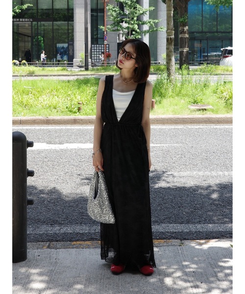 jumelle（ジュメロ）の「【結婚式/オケージョン】shiny hand bag（ハンドバッグ・レディース・シルバー・FREE）」の22枚目の写真