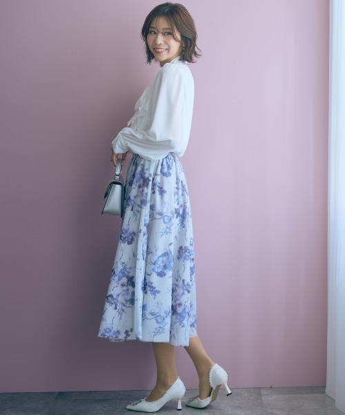marun（マルン）の「＜大きいサイズ＞フラワーチュールスカート marun（スカート・レディース・グレー系/パープル系・5L～6L/3L～4L/L～LL）」の6枚目の写真