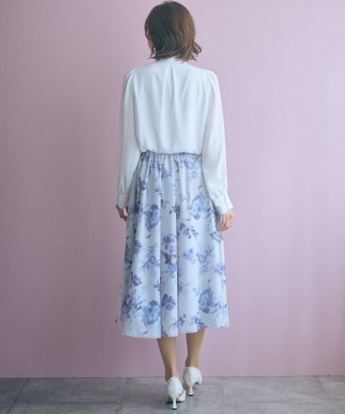 marun（マルン）の「＜大きいサイズ＞フラワーチュールスカート marun（スカート・レディース・グレー系/パープル系・5L～6L/3L～4L/L～LL）」の12枚目の写真