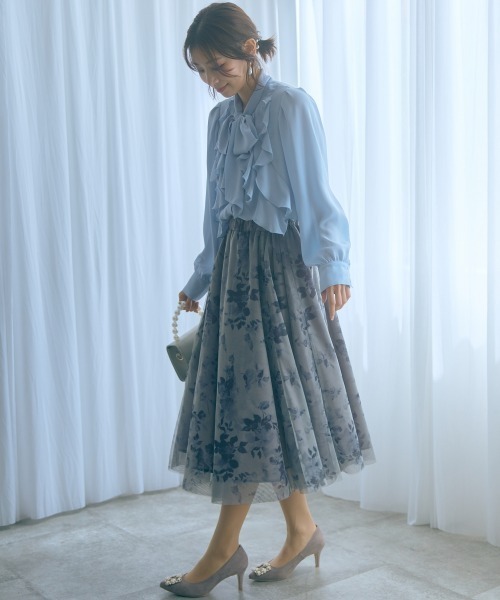 marun（マルン）の「＜大きいサイズ＞フラワーチュールスカート marun（スカート・レディース・グレー系/パープル系・5L～6L/3L～4L/L～LL）」の22枚目の写真