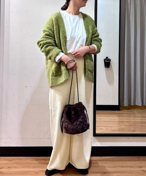 Right-on(ライトオン)の「HONEYSUCKLE ROSE(ハニーサックルローズ)【レディース】フェイクファー巾着バッグ(ショルダーバッグ・レディース・ブラック/ベージュ/ブラウン・ONE SIZE)」の14枚目の写真