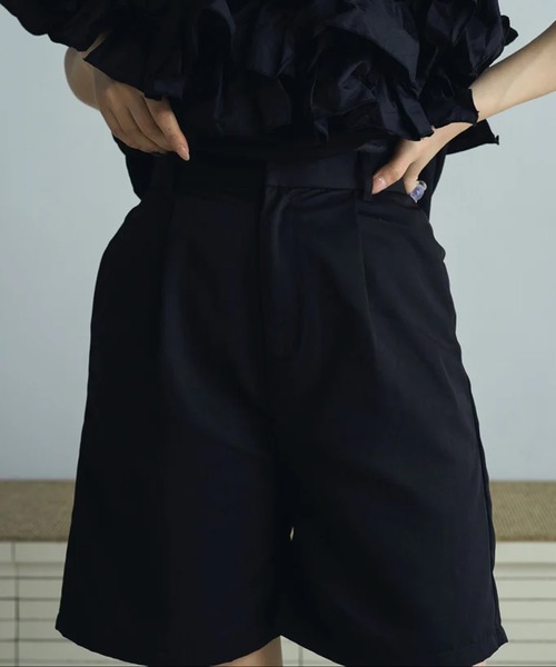 merrylatte(メリーラテ)の「tuck straight half pants(その他パンツ・レディース・ブラック・FREE)」の11枚目の写真