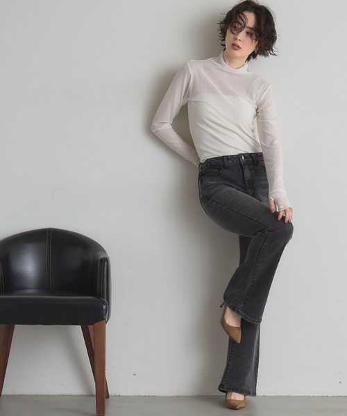 &. NOSTALGIA(アンドドットノスタルジア)の「【美シルエット】ストレッチフレアデニムパンツ(デニムパンツ・レディース・グレー/ブルー・S/M)」の5枚目の写真