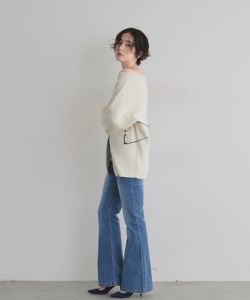 &. NOSTALGIA(アンドドットノスタルジア)の「【美シルエット】ストレッチフレアデニムパンツ(デニムパンツ・レディース・グレー/ブルー・S/M)」の13枚目の写真