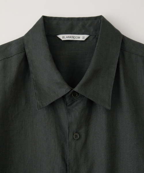 BLANKROOM(ブランクルーム)の「フレンチリネンシャツ_CHARCOAL(シャツ/ブラウス・メンズ・その他・1/2/3/4)」の2枚目の写真