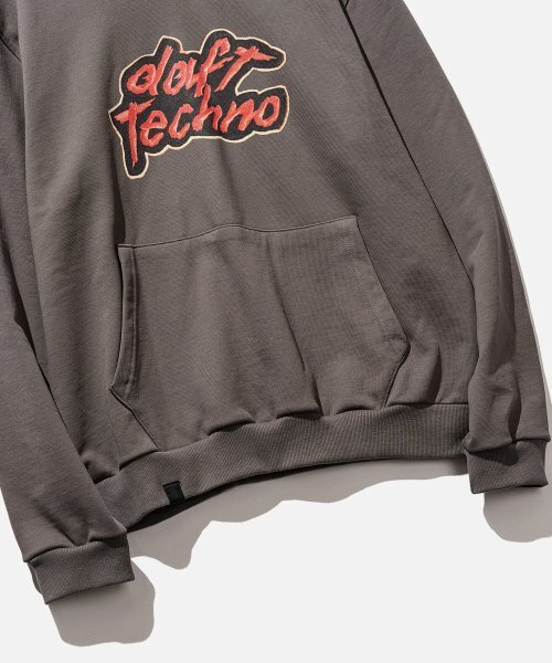 VASTIC(バスティック)の「スタッドダブルステッチフードパーカー_チャコール(パーカー・メンズ・その他・LARGE/MEDIUM)」の6枚目の写真